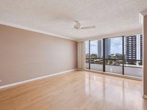 100 Lakeshore Drive 456, North Palm Beach FL 33408