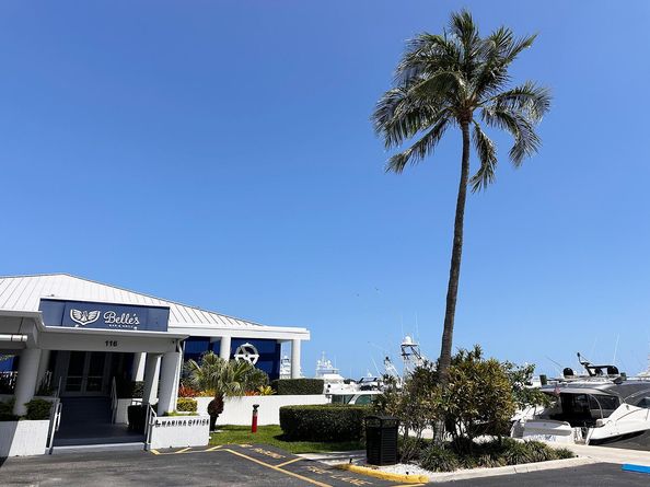 100 Lakeshore Drive 456, North Palm Beach FL 33408