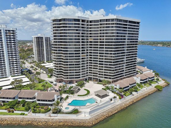 100 Lakeshore Drive 456, North Palm Beach FL 33408