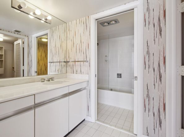 100 Lakeshore Drive 456, North Palm Beach FL 33408