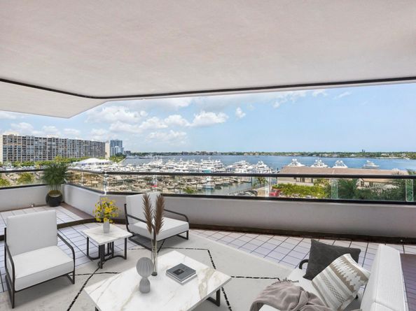 100 Lakeshore Drive 456, North Palm Beach FL 33408
