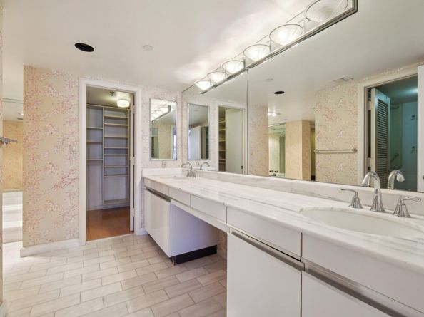 100 Lakeshore Drive 456, North Palm Beach FL 33408