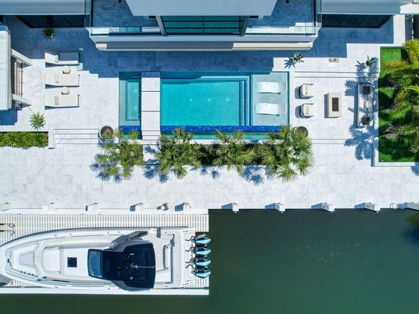 409 Isle Of Capri Dr, Fort Lauderdale FL 33301