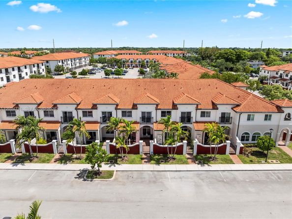 3535 NW 29th Court, Lauderdale Lakes FL 33311