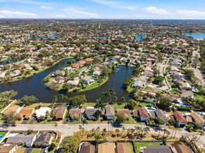 820 Rock Hill Avenue, Davie FL 33325