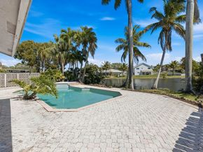 820 Rock Hill Avenue, Davie FL 33325