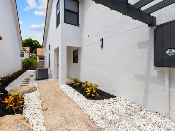 5521 Ilford Court, Boca Raton FL 33486