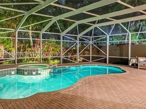 6885 NW 75th Place, Parkland FL 33067