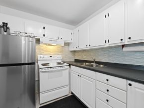 170 Canterbury H, West Palm Beach FL 33417