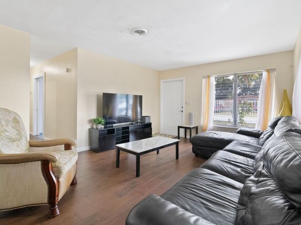 3431 NW 4th Street, Lauderhill FL 33311