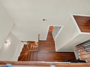 3000 NE 8th Terrace B4, Oakland Park FL 33334
