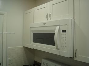 1250 E Sample Road 303, Pompano Beach FL 33064