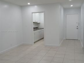 1250 E Sample Road 303, Pompano Beach FL 33064