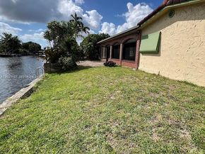1881 NW 36th Street, Oakland Park FL 33309