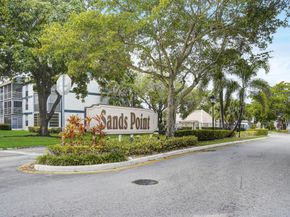 8370 Sands Point Boulevard Boulevard H208, Tamarac FL 33321