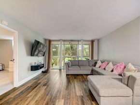8370 Sands Point Boulevard Boulevard H208, Tamarac FL 33321