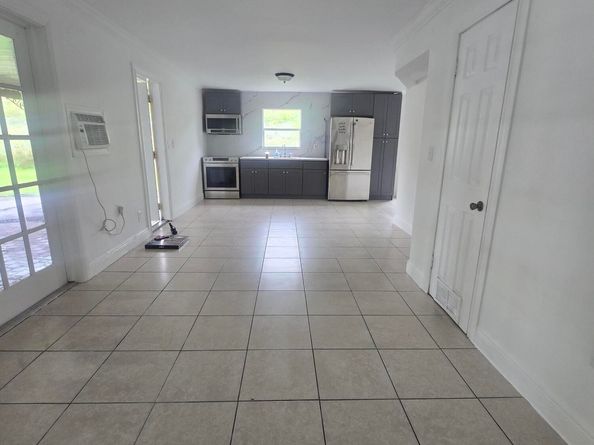 6209 Grant Street, Hollywood FL 33024