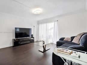 7232 SW 94th Place E6, Miami FL 33173