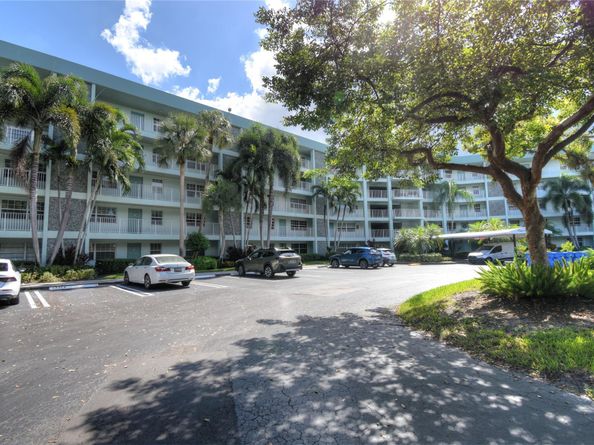 806 Cypress Grove Ln 510, Pompano Beach FL 33069