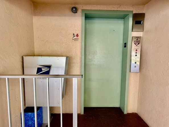 400 Village Green Circle W 202, Palm Springs FL 33461