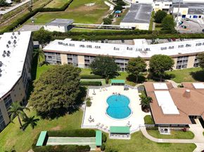 400 Village Green Circle W 202, Palm Springs FL 33461