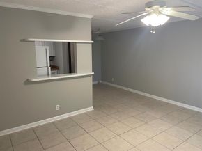 400 Village Green Circle W 202, Palm Springs FL 33461