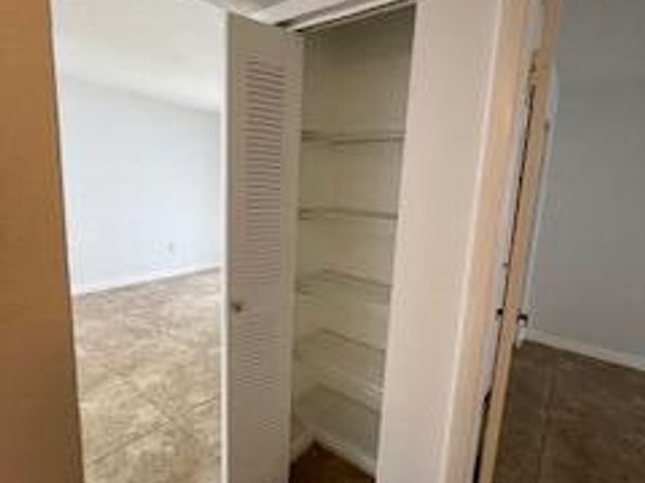 18206 Mediterranean Boulevard 421, Hialeah FL 33015