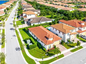 12295 N Baypoint Cir, Parkland FL 33076