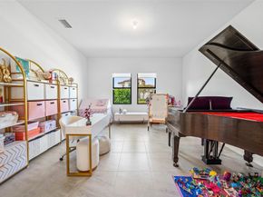 12295 N Baypoint Cir, Parkland FL 33076