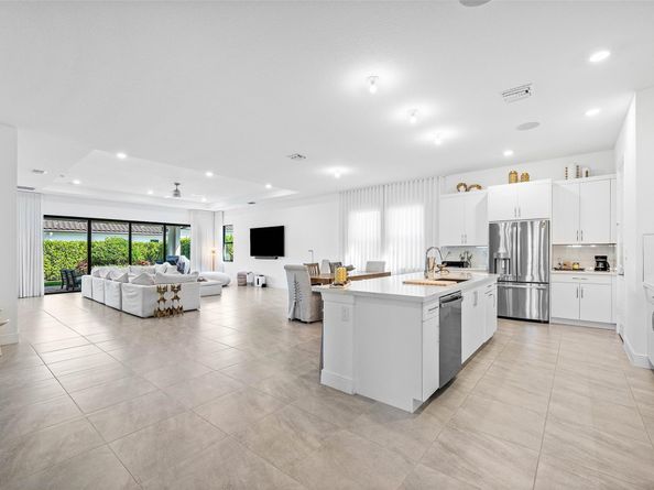 12295 N Baypoint Cir, Parkland FL 33076