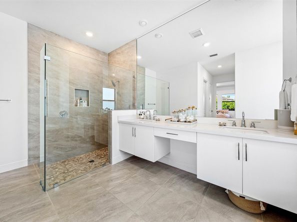 12295 N Baypoint Cir, Parkland FL 33076