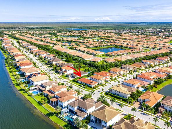 12295 N Baypoint Cir, Parkland FL 33076