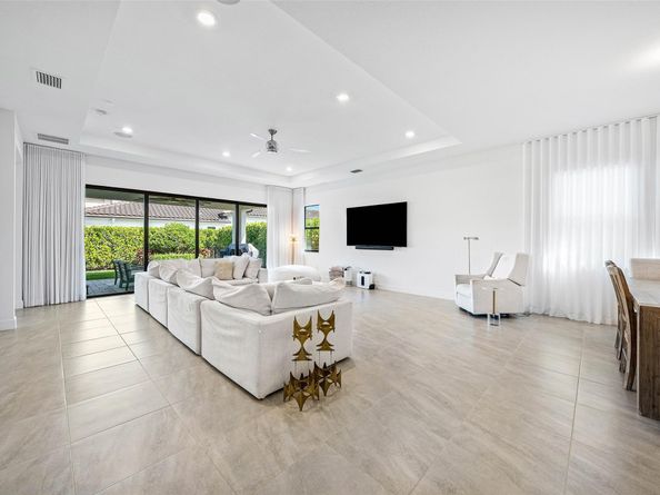 12295 N Baypoint Cir, Parkland FL 33076