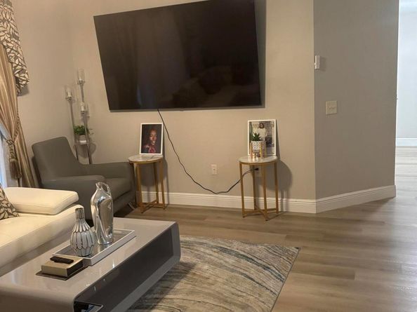 350 Crestwood Circle 106, Royal Palm Beach FL 33411