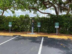 327 Richmond C 327, Deerfield Beach FL 33442