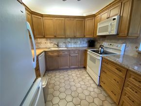 327 Richmond C 327, Deerfield Beach FL 33442