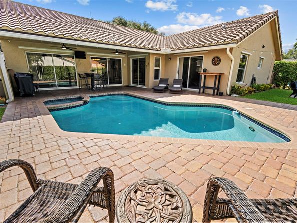 5133 NW 47th Ave, Coconut Creek FL 33073