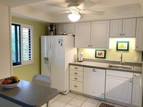 1202 S Lake Dr 502, Lantana FL 33462