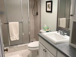 1202 S Lake Dr 502, Lantana FL 33462