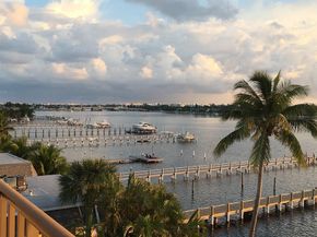 1202 S Lake Dr 502, Lantana FL 33462