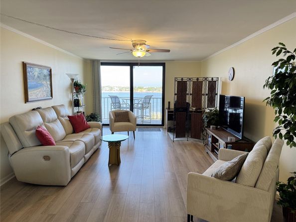 1202 S Lake Dr 502, Lantana FL 33462