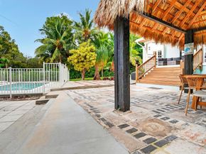 901 39th Court, West Palm Beach FL 33407