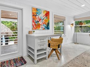 901 39th Court, West Palm Beach FL 33407