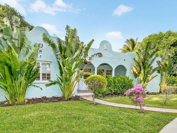 901 39th Court, West Palm Beach FL 33407