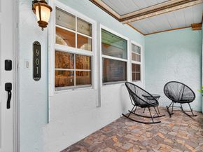 901 39th Court, West Palm Beach FL 33407