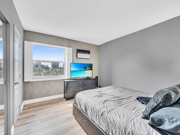 720 Orton Ave 505, Fort Lauderdale FL 33304