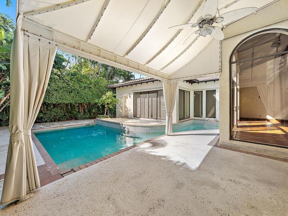 260 Everglade Avenue, Palm Beach FL 33480