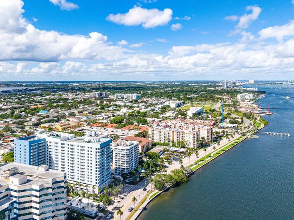 1551 N Flagler Drive 1012, West Palm Beach FL 33401