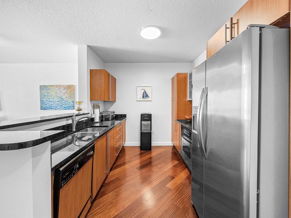 1551 N Flagler Drive 1012, West Palm Beach FL 33401