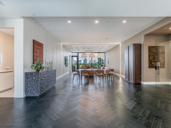 20 Isle Of Venice Dr PH2, Fort Lauderdale FL 33301